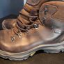 Hiking boots Image 4
