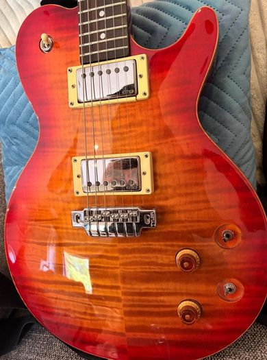 Line 6 James Tyler Jtv-59 (emg / Schaller Upgrades)