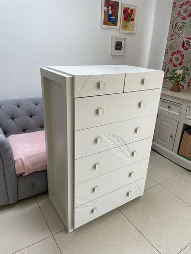 Leaf design Chest of Drawers