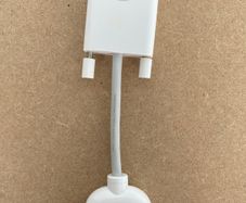 Apple DVI to VGA connector