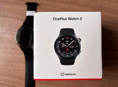 OnePlus Watch 2 boxed, excellent condition, 2 chargers