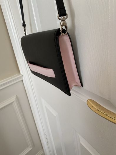 Design black/pink bag