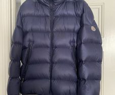 Moncler jacket (Authentic) Size medium