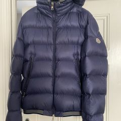 Moncler jacket (Authentic) Size medium