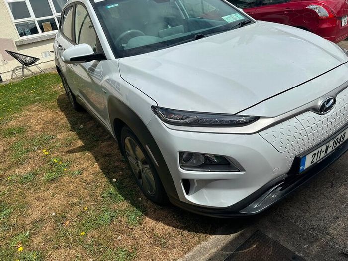 Hyundai KONA 2021 Premium