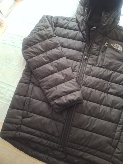 North Face jacket,size  L(Junior)