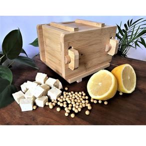 bamboo tofu press - as good as new
