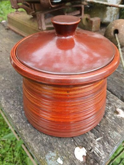 Crown Devon lidded pot