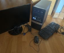 Desktop + Monitor + Mouse + Keyboard Bundle