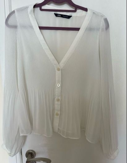 Zara Off-White Shirt