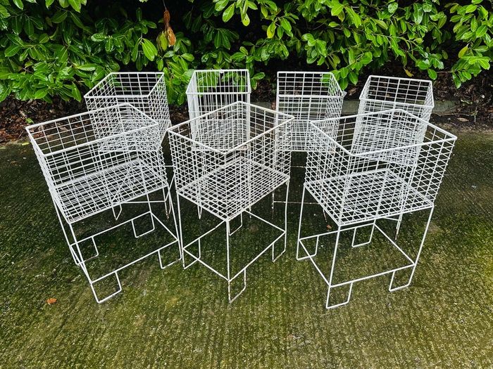 Shop Display Dumper Clearance Baskets!