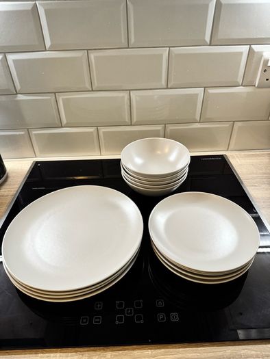 plates