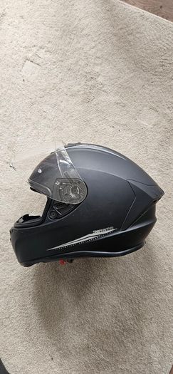 Helmet - Matt Black (Medium)
