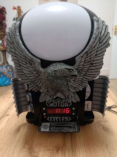 Vintage 1990 s Harley Davidson Iron Eagle Table Lamp AM FM Radio Alarm Clock