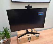 23" Samsung Computer Monitor + stand