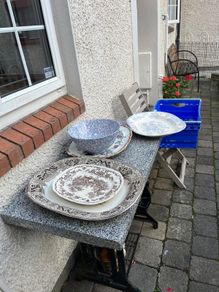 Old plates dishs