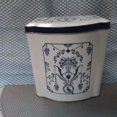 Another Tea Caddy (metal)