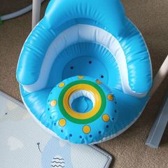 Baby sitting support filled with air