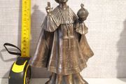 Child of Prague statue