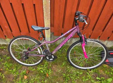 Girls bike