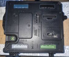 Renault Zoe 2019 Module confort 284B15472R