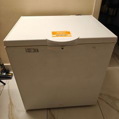 Indesit 202L Chest Freezer (Garage Safe / Fridge Mode)