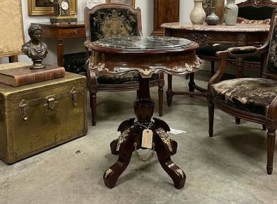 Very nice medium sized pod table with marble top
