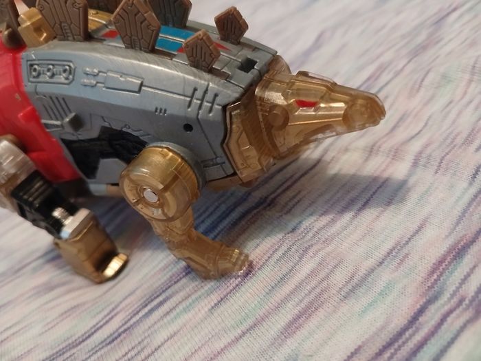 Transformer dinobot