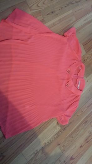 Coral Top