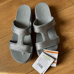 Crocs Size 6