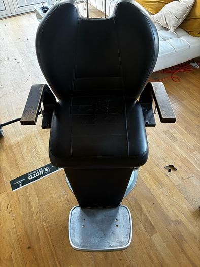 barber chair