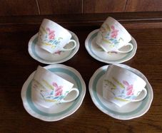 Alfred Meakin 1950s Harvest Bouquet 4 Cups and Saucers