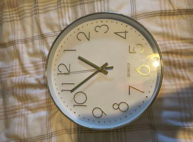 Silver Quartz clock