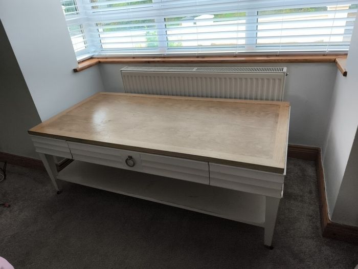 Coffe table