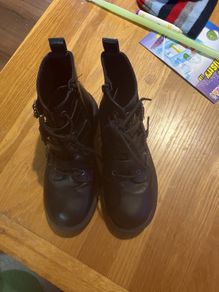 Girls Size 4 primark boots with sparkly buckle
