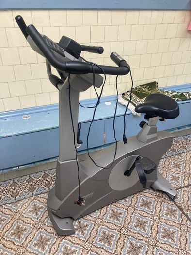 Exercise Bicycle - Spirit Fitness