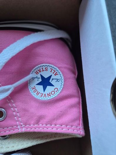Kids Converse All Stars Pink