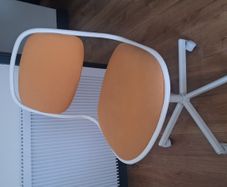 desk chair
