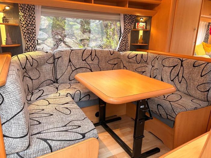 Caravan  Hobby De Luxe 520 TMF