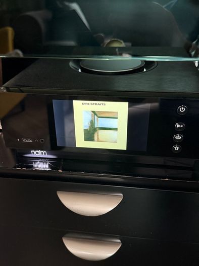 Naim Atom