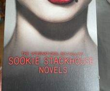 8 book box set true blood
