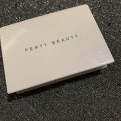 Fenty beauty Fenty Beauty Invisimatte Blotting Powder