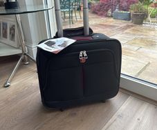 Wenger Wheel Briefcase (with tag)