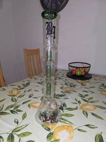 Black Leaf 18Inch BONG