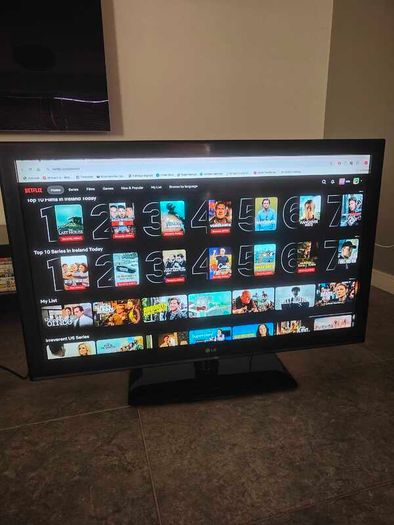 LG TV for sale