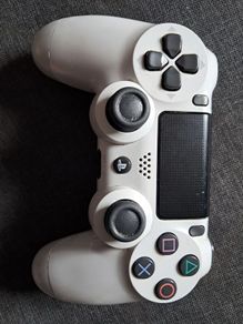 playstaion remote..broken button