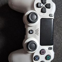 playstaion remote..broken button