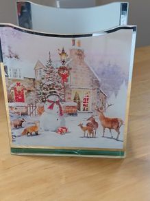 Lovely Winterly Scene Tealight Holder