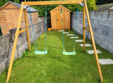 Garden swing