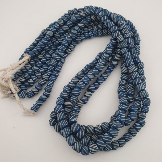 Vintage African Style White Stripe Blue 7mm -8mm Glass Beads Necklace Strand